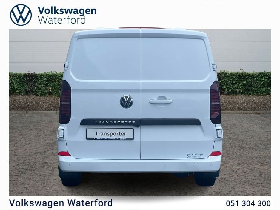 2025 Volkswagen Transporter  €36,475