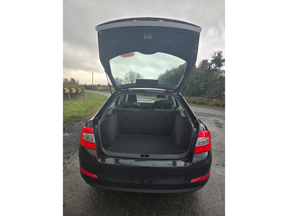 2015 Skoda Octavia 1.6 TDI CR 90BHP Active €5,200
