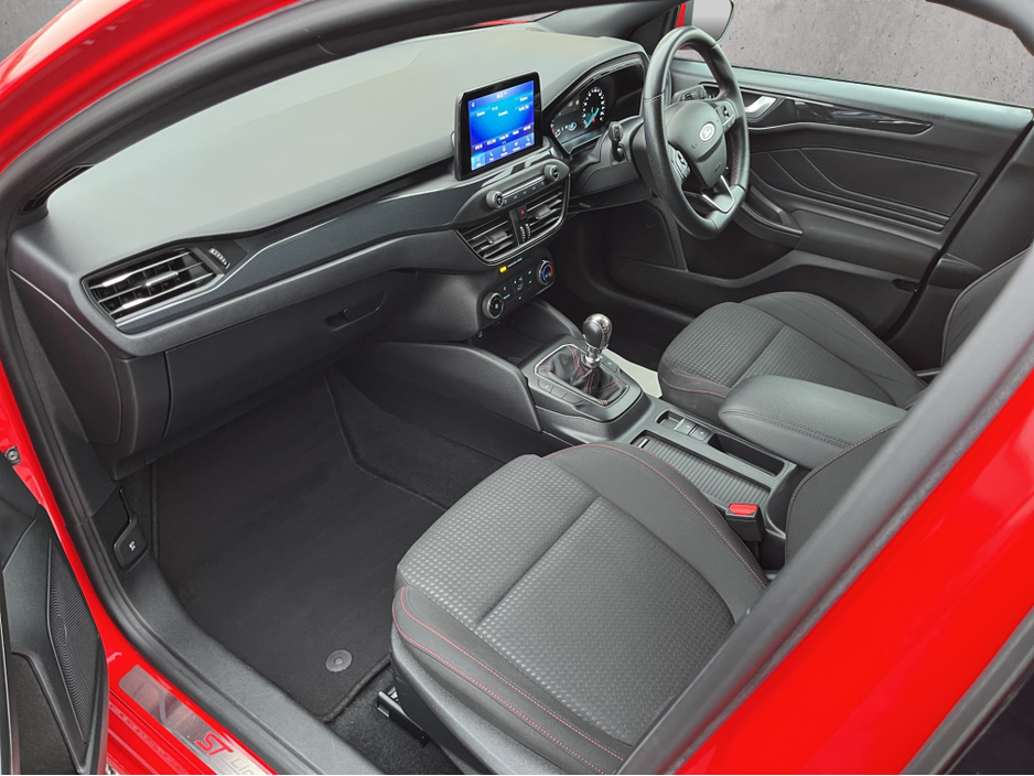 2021 Ford Focus ST-LINE EDITION 5DR 1.5 TD 120 M6 €21,950