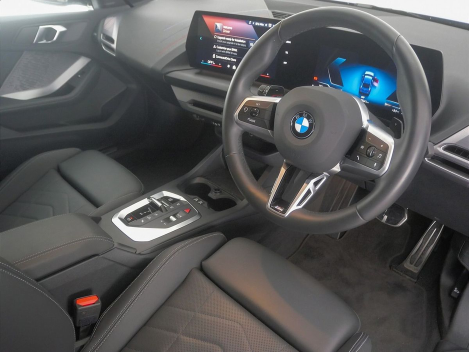 2025 BMW 2 Series - image 6