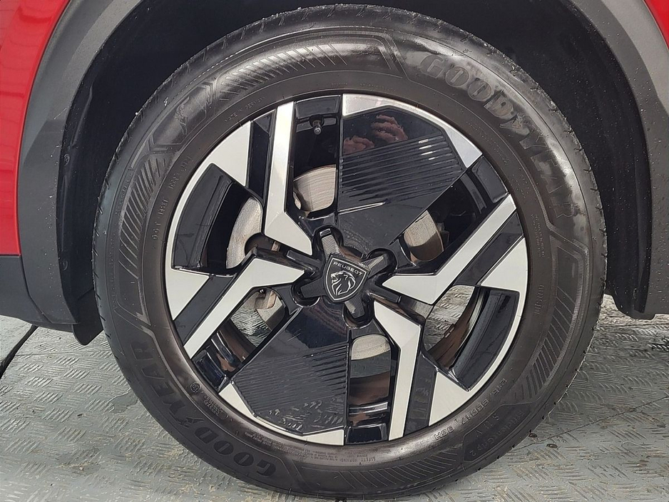 2025 Peugeot 2008 1.2 Puretech 100bhp Allure €31,975