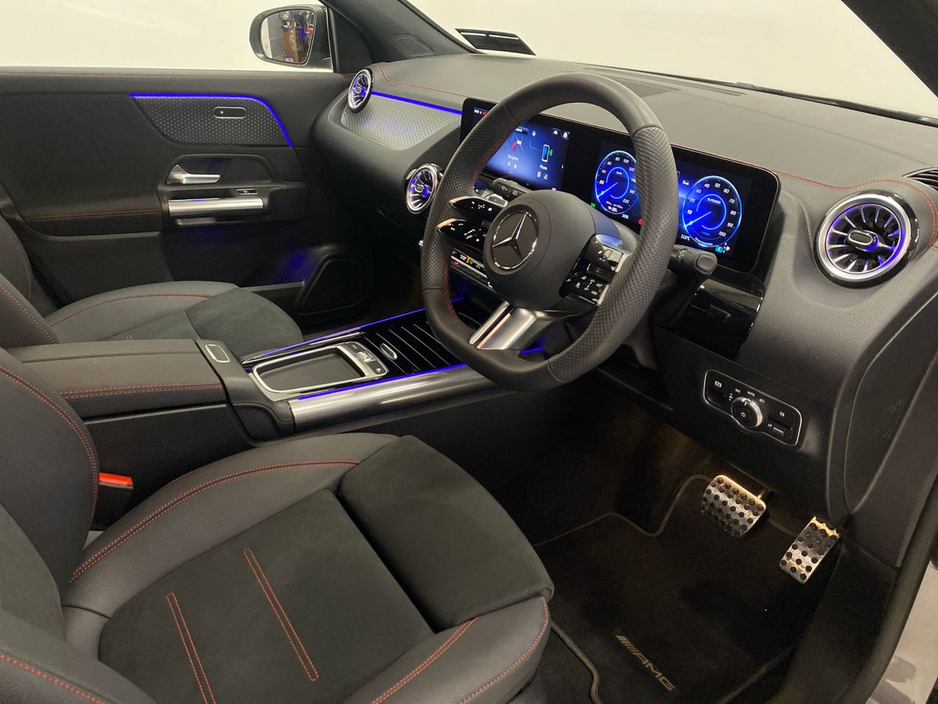 2025 Mercedes-Benz EQA - image 8