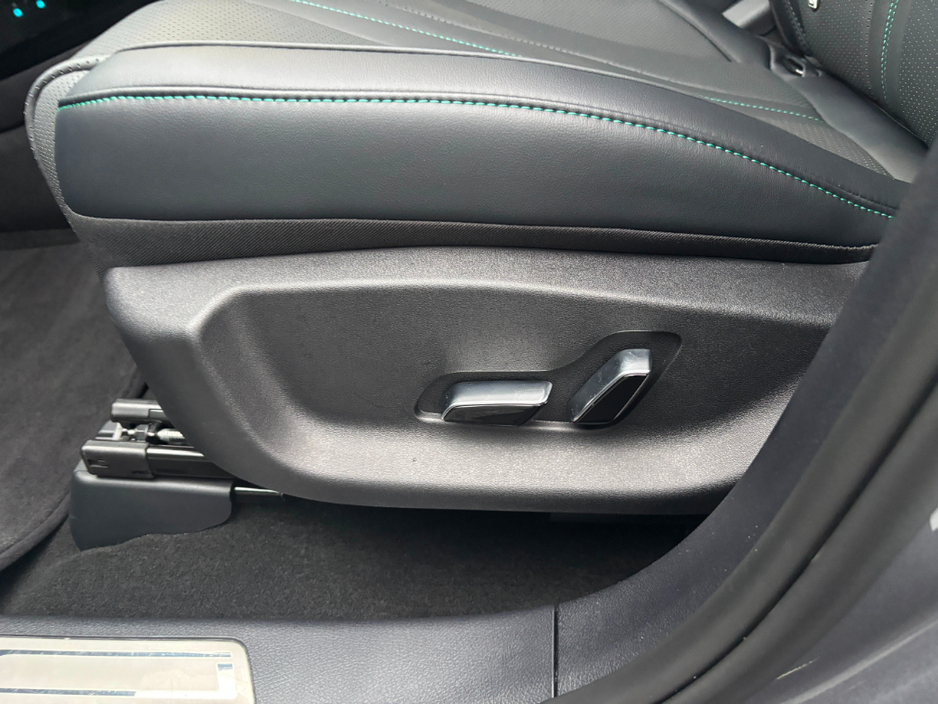 2025 BYD Seal U DM-i Comfort 26.6kWh *125km EV Range* €42,995