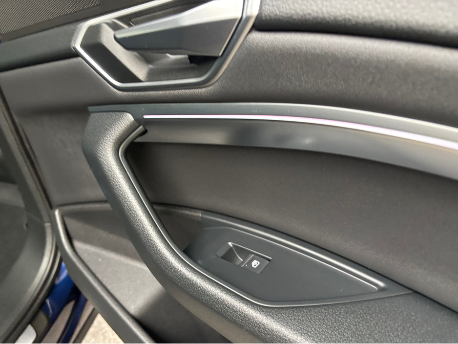 2021 Audi e-tron - image 17