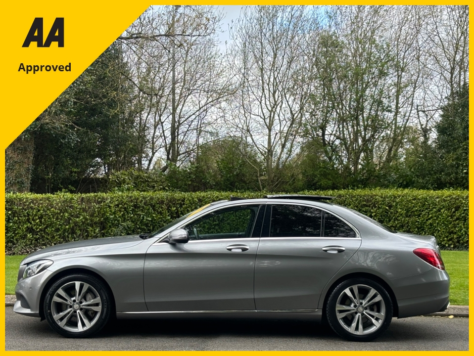 2016 Mercedes-Benz C Class - image 4