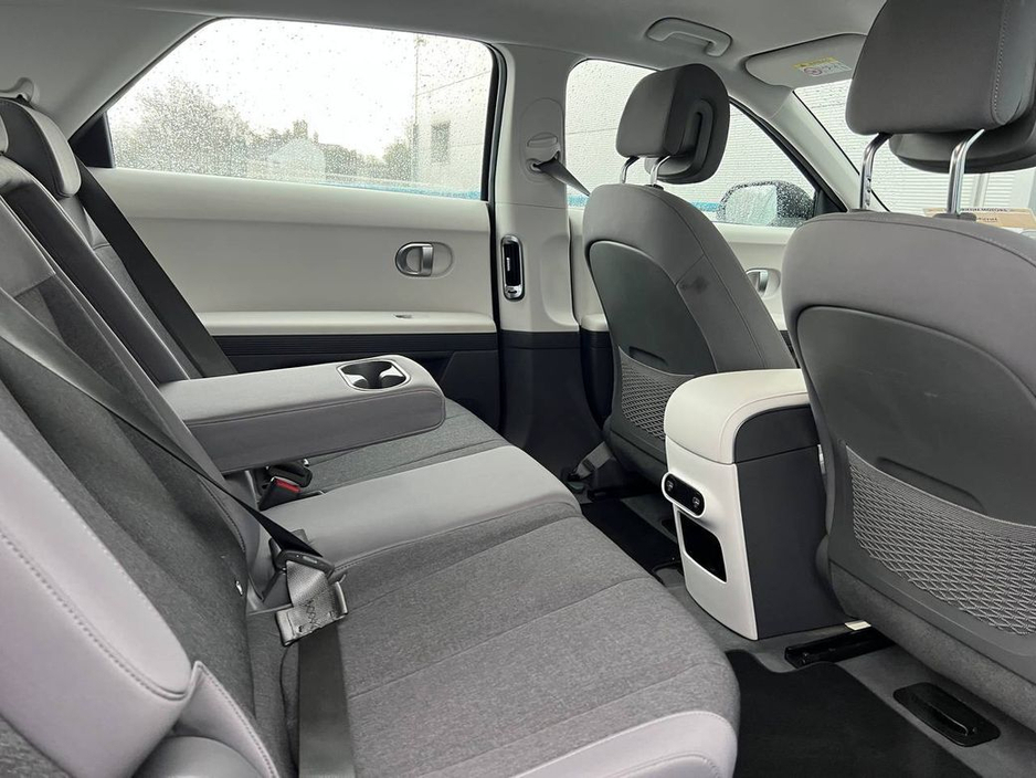 2023 Hyundai Ioniq 5 EXECUTIVE 58KW // ADAPTIVE CRUISE CONTROL // WIRELESS CHARGING // HEATED SEATS €23,900