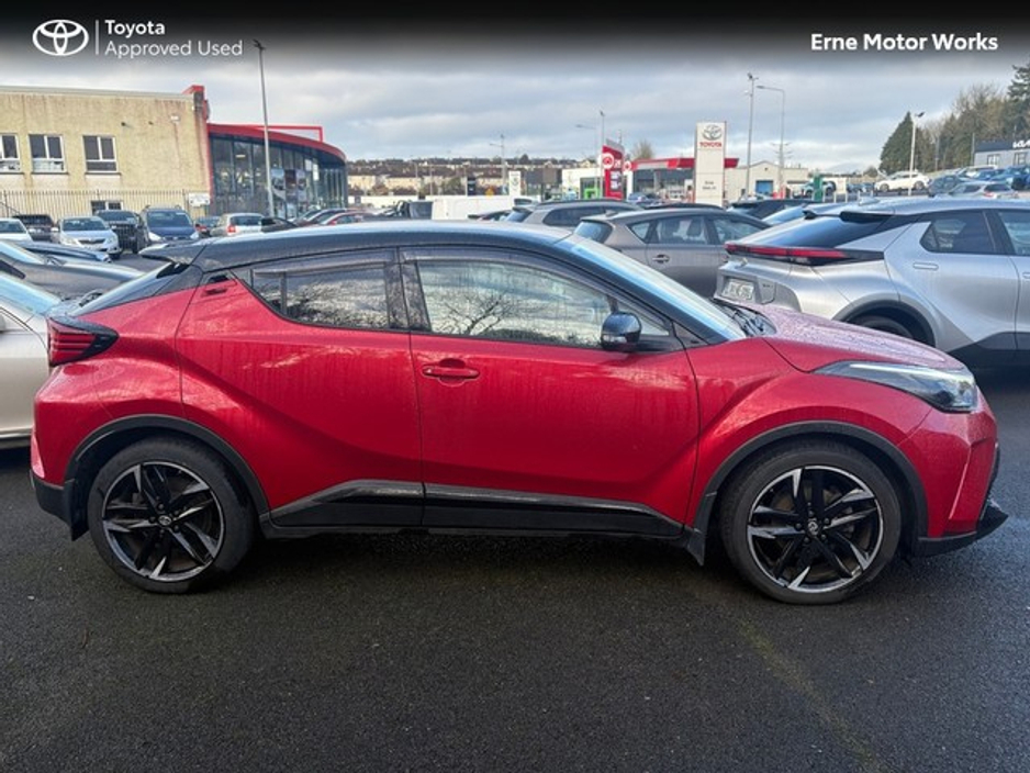 2023 Toyota C-HR C-HR 2.0 HYBRID GR SPORT €31,950