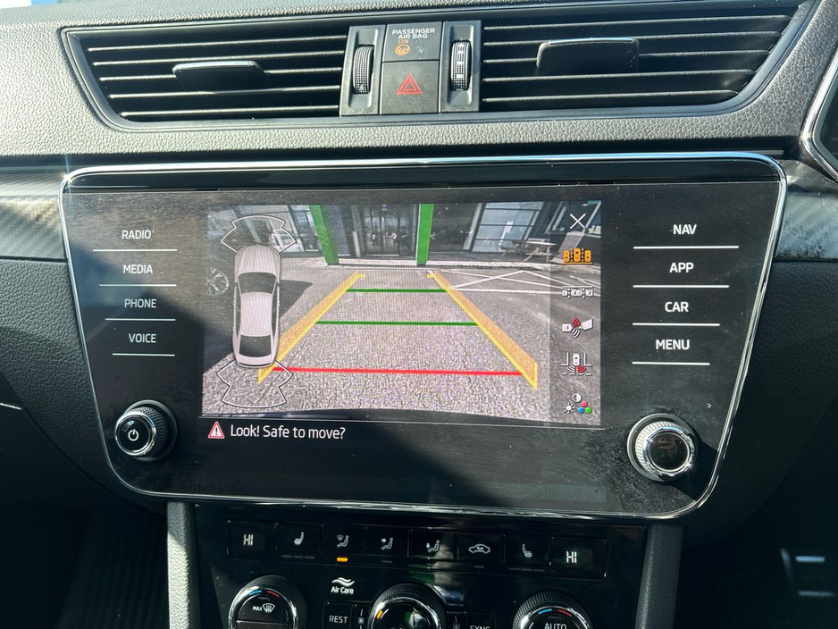2024 Skoda Superb - image 26