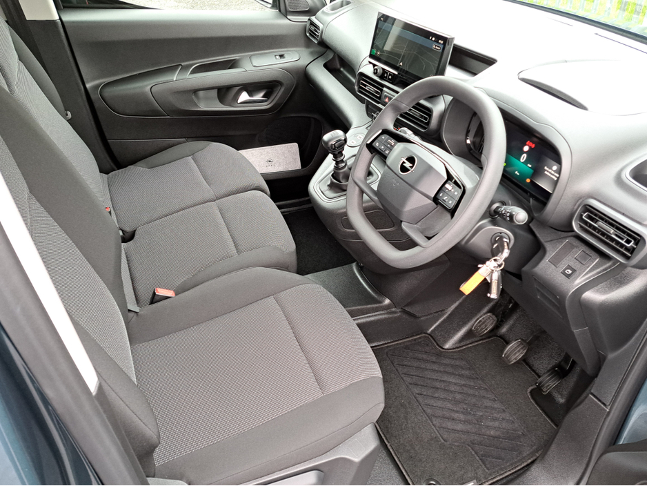 2026 Opel Combo - image 15