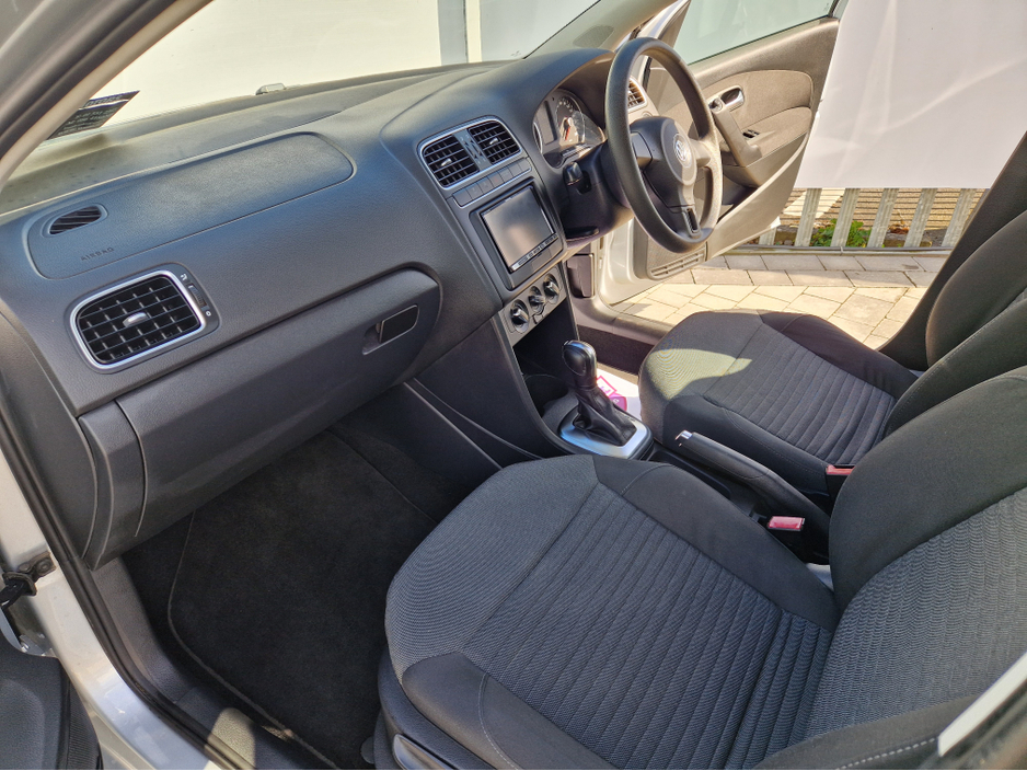 2011 Volkswagen Polo - image 19