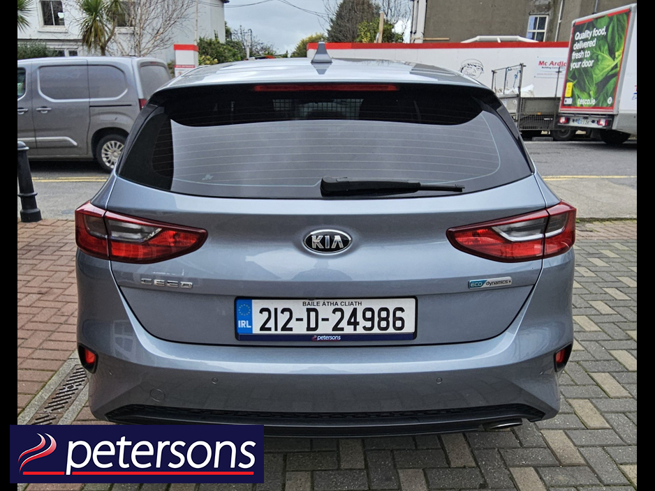 2021 Kia Ceed - image 7