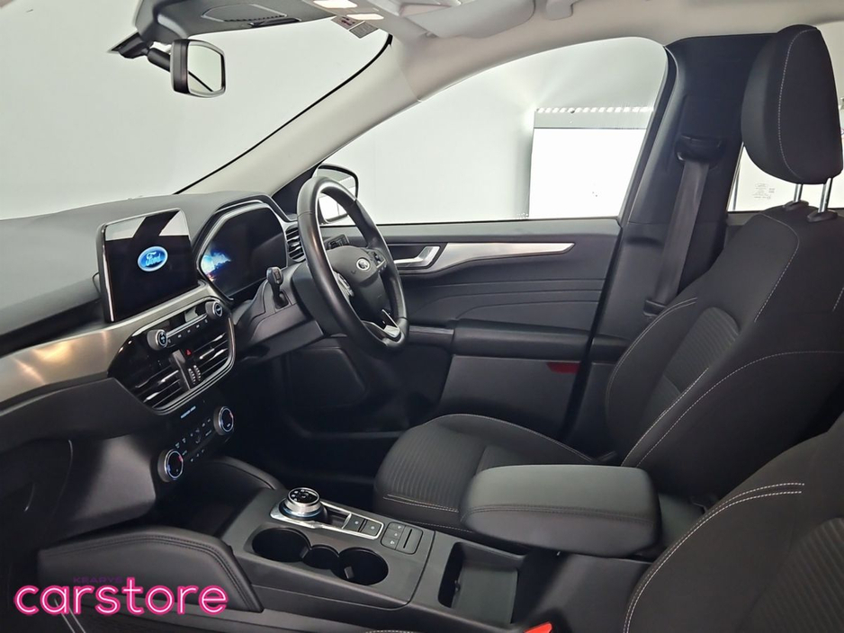 2022 Ford Kuga 2.5 Duratec 190PS FHEV Titanium Auto €28,880