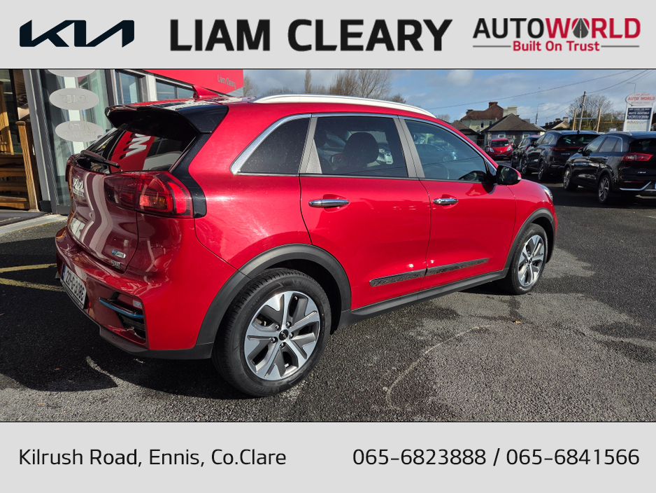 2022 Kia Niro - image 3