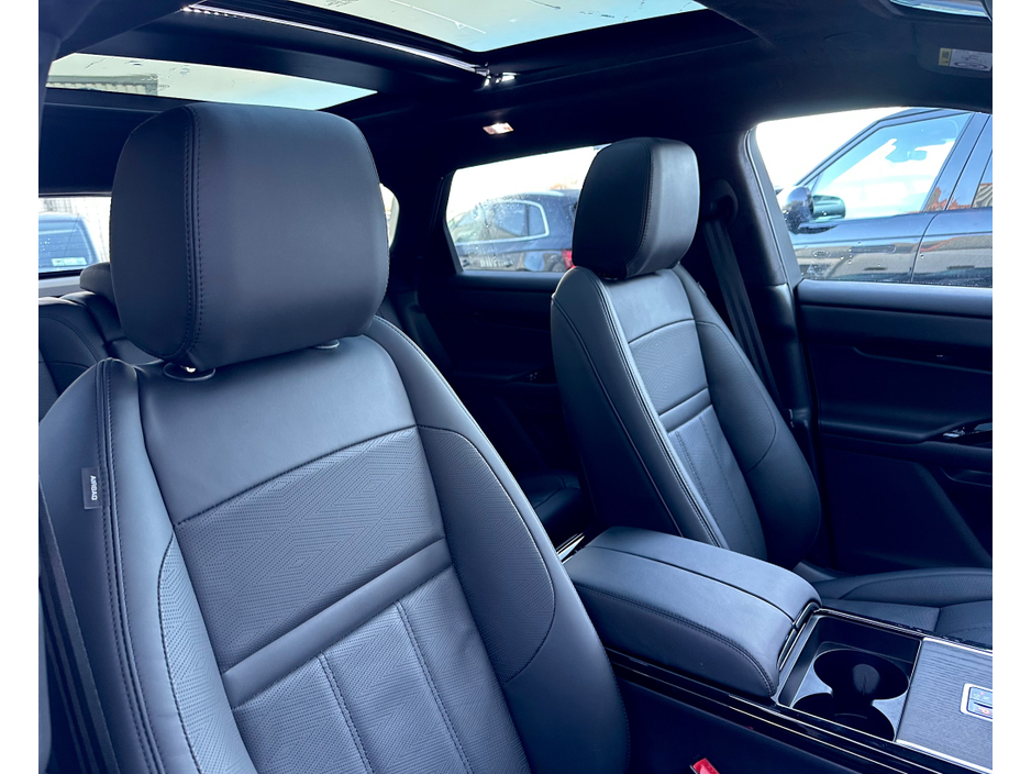 2025 Land Rover Range Rover Evoque AUTOBIOGRAPHY PANORAMIC ROOF