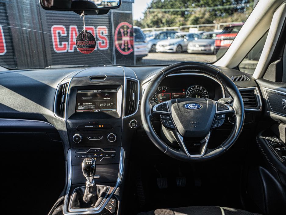 2016 Ford S-Max - image 6