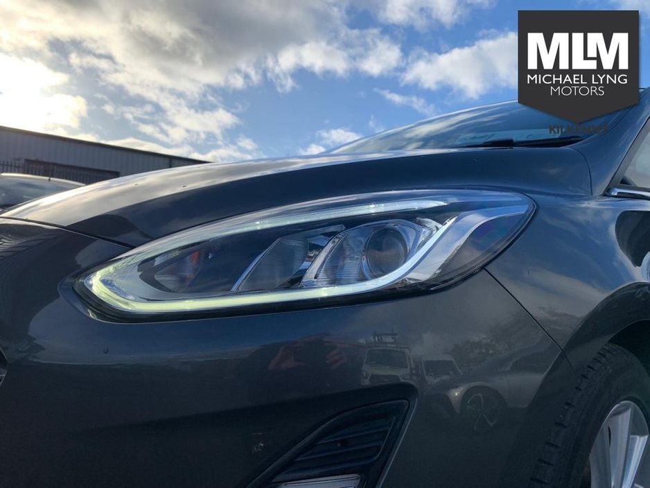 2020 Ford Fiesta - image 4