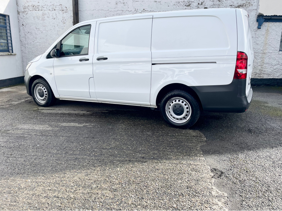 2023 Mercedes-Benz Vito - image 27