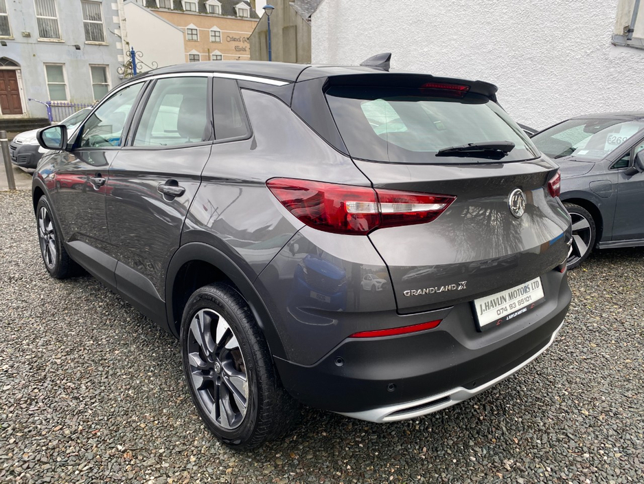 2019 Vauxhall Grandland X - image 28