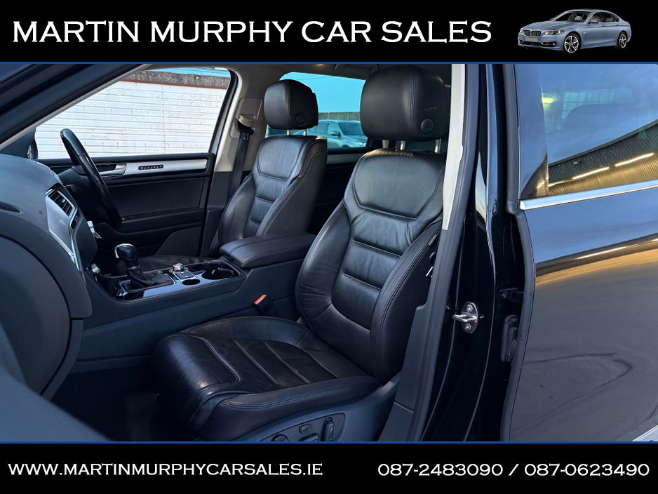 2015 Volkswagen Touareg - image 15