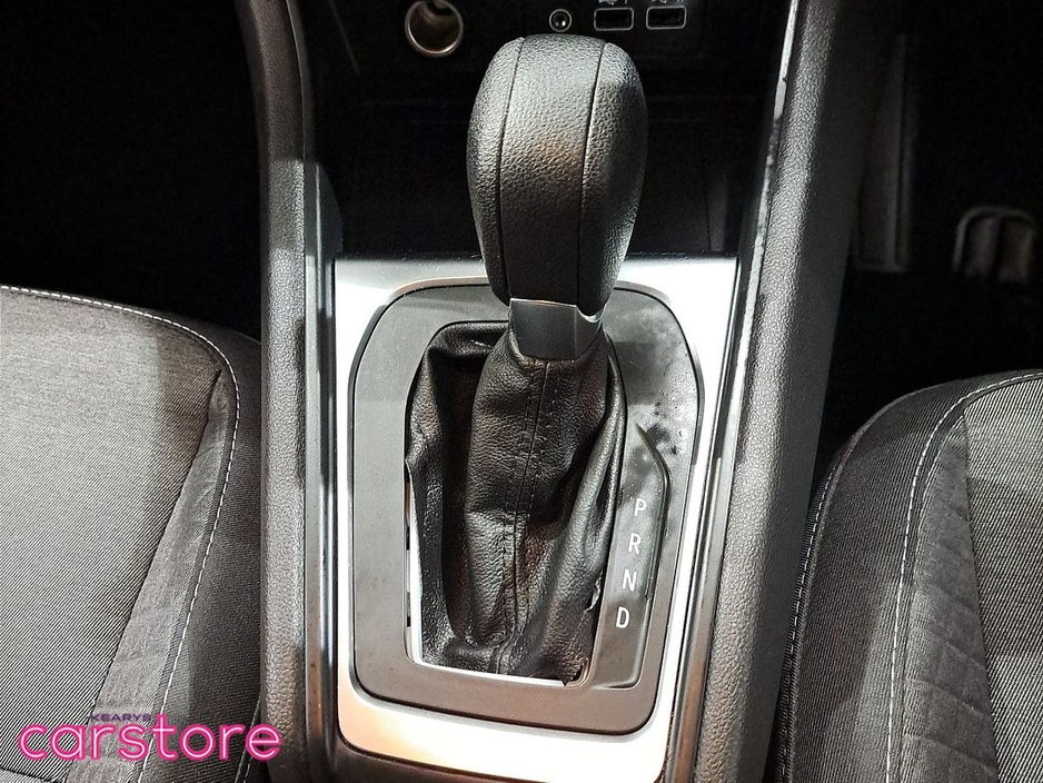 2023 Renault Captur - image 16