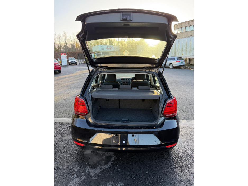 2015 Volkswagen Polo  €10,499