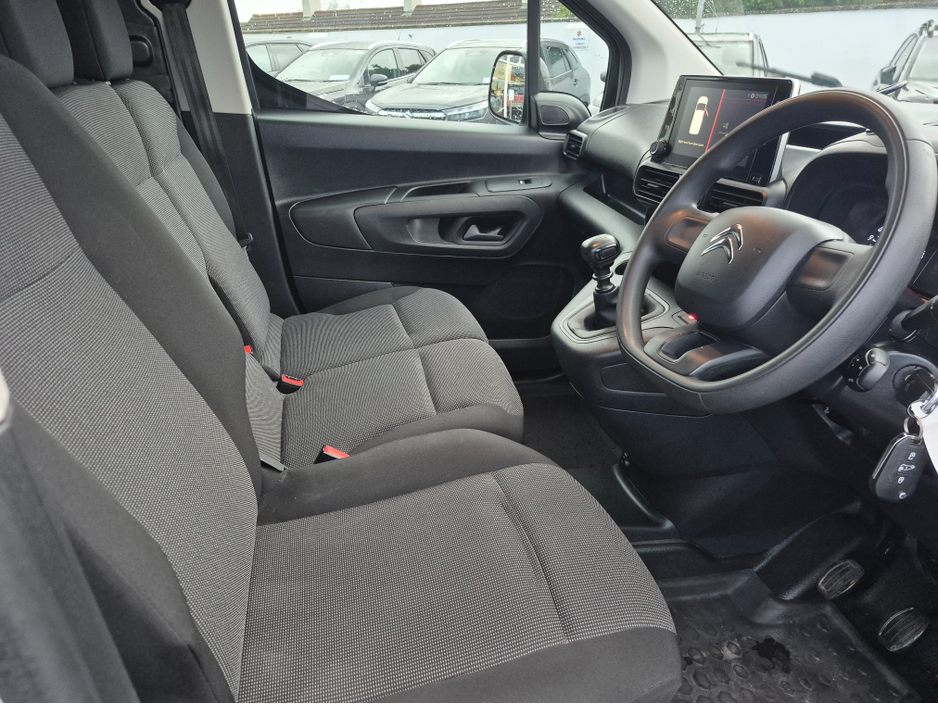 2024 Citroen Berlingo LX BLUEHDI 100 MWB (PRICE EX VAT) €17,250