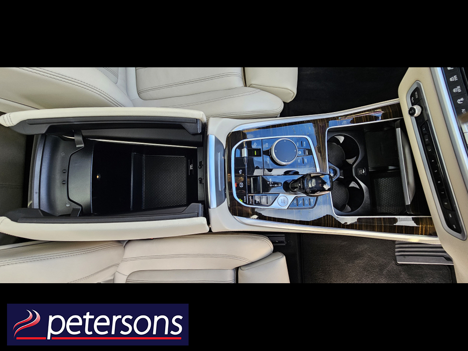 2021 BMW X5 - image 27