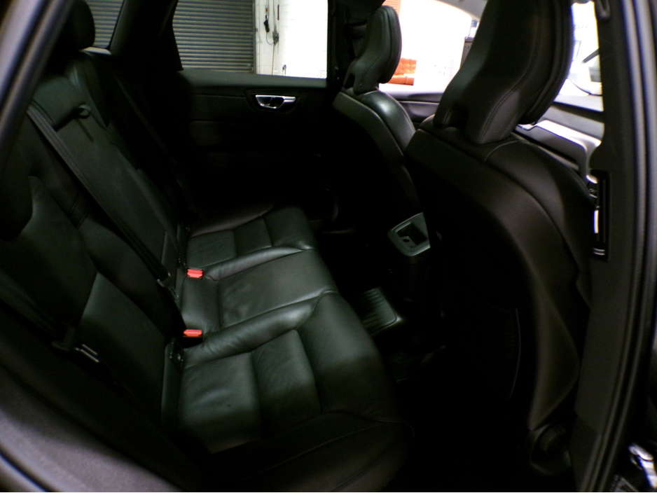 2023 Volvo XC60 *2023*ONLY 18,000 MILES*VOLVO XC60 RECHARGE 2.0 T6 350 PHEV AWD CORE BRIGHT EDITION*FULL VOLVO SERVICE HISTORY*PAN-SUNROOF*VOLVO ALLOY WHEELS*2 KEYS*FULL LEATHER HEATED SEATS*LANE PROTECTION*ACTIVE BR €47,900