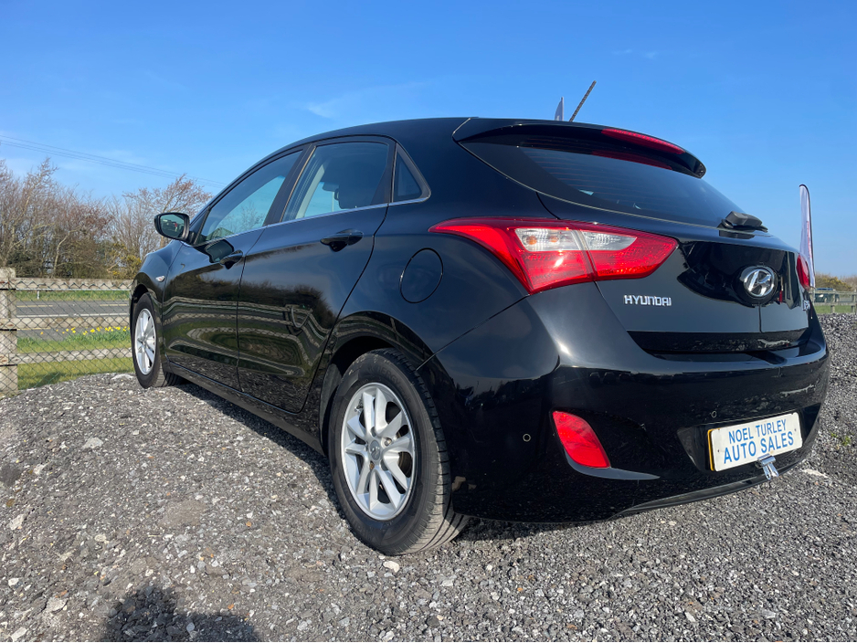 2016 Hyundai i30 - image 5