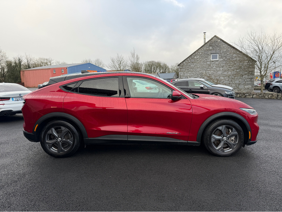2021 Ford Mustang Mach-E Extended Range - panoramic Roof - Mustang €27,950