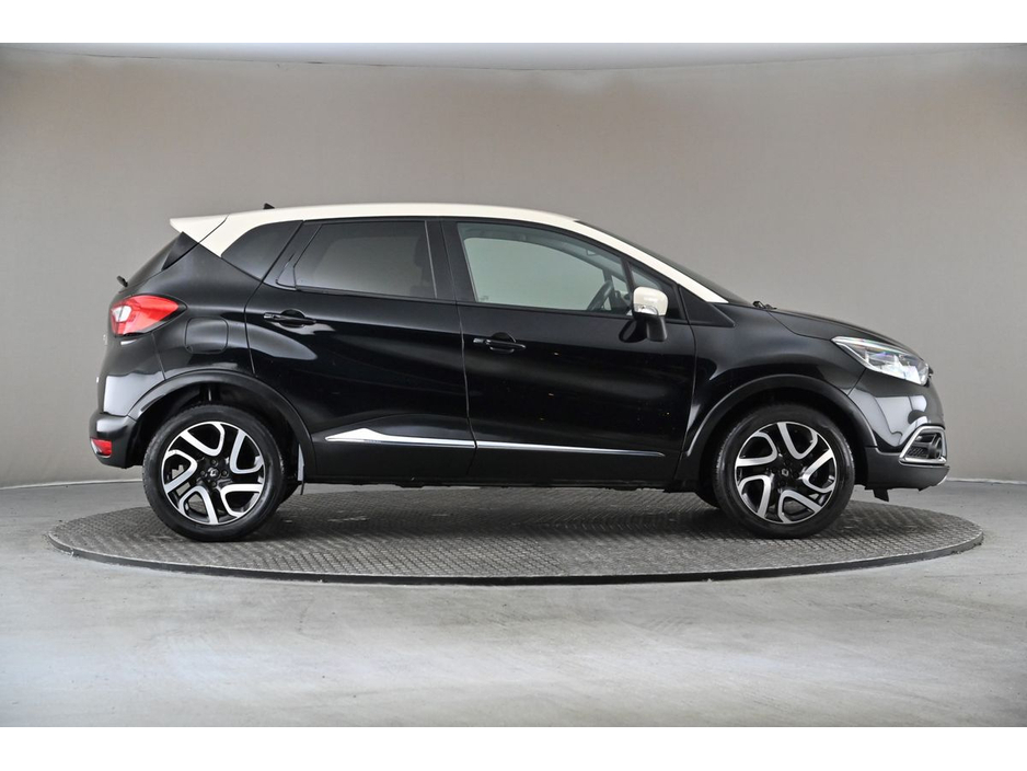 2016 Renault Captur 1.5DCI 90BHP SIGNATURE 5SPD *BI-TONE ROOF*FULL LEATHER*