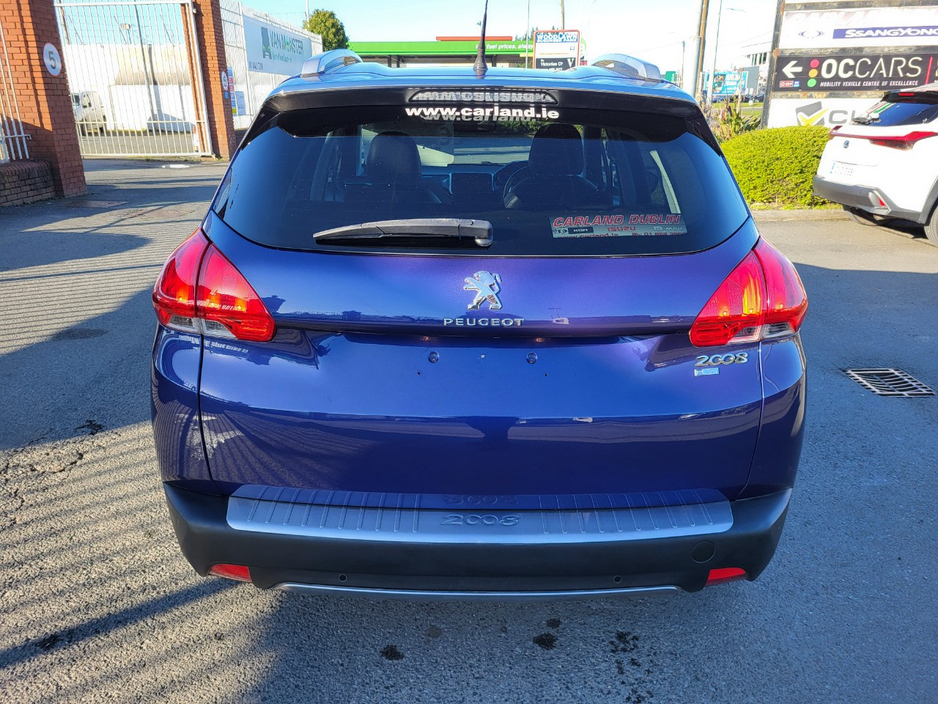 2014 Peugeot 208 - image 4