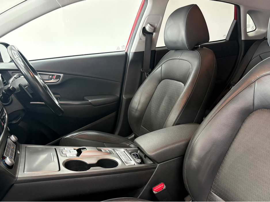 2020 Hyundai Kona - image 17