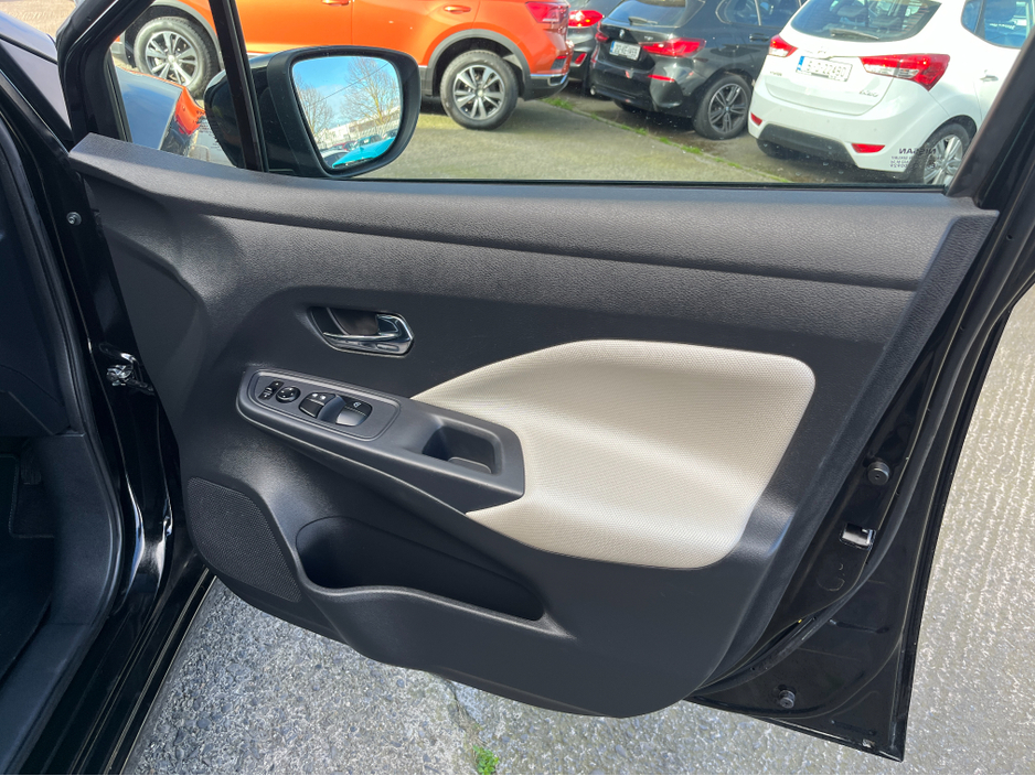 2019 Nissan Micra - image 12