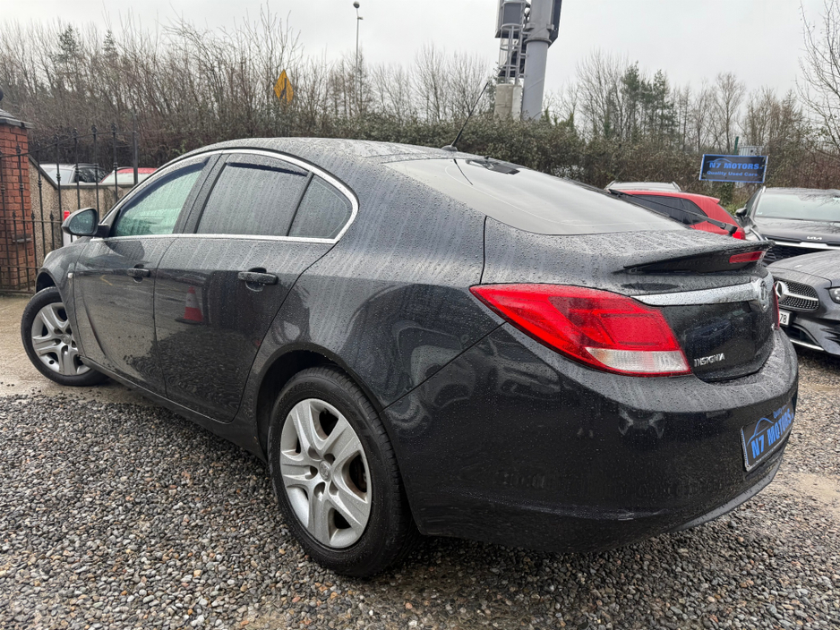 2013 Opel Insignia 2.0 EXCLUSIVE €1,750