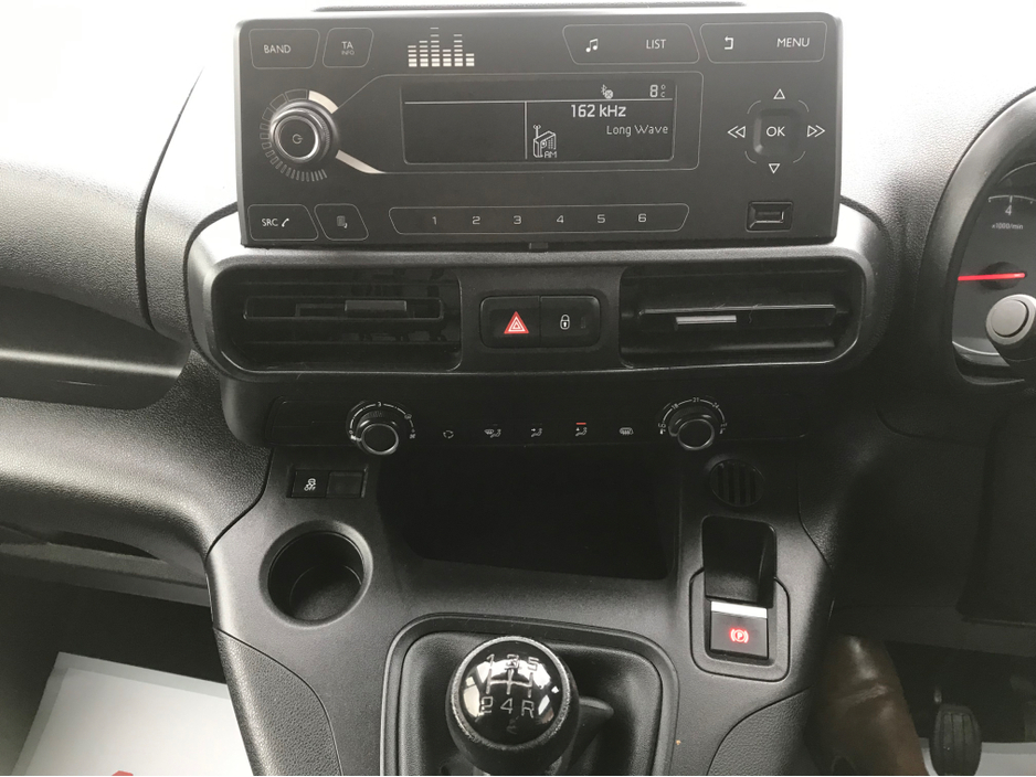 2020 Opel Combo L1H1-1.5 75PS 5 SP 5DR €11,750