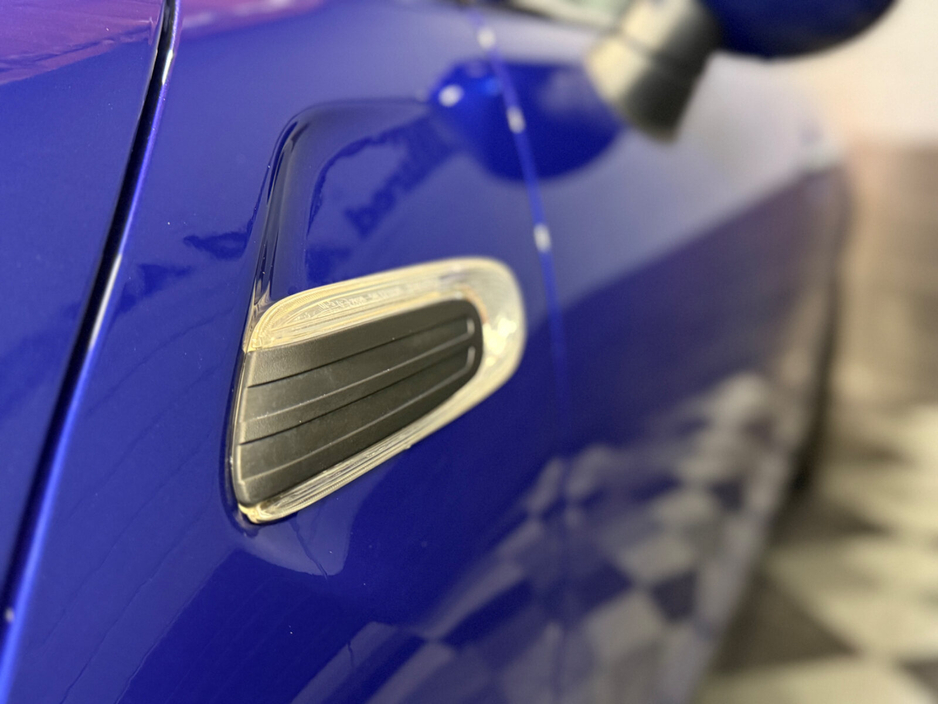 2020 MINI Hatch  €17,900