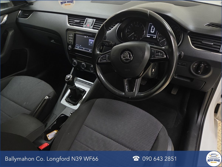 2017 Skoda Octavia - image 13