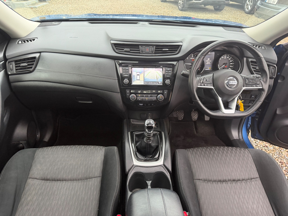 2020 Nissan X-Trail - image 17