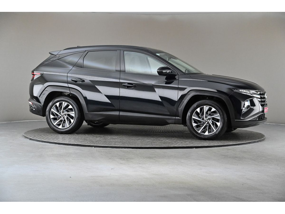 2021 Hyundai Tucson - image 10