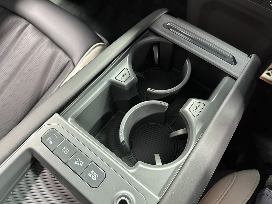 2026 Kia EV9 - image 27