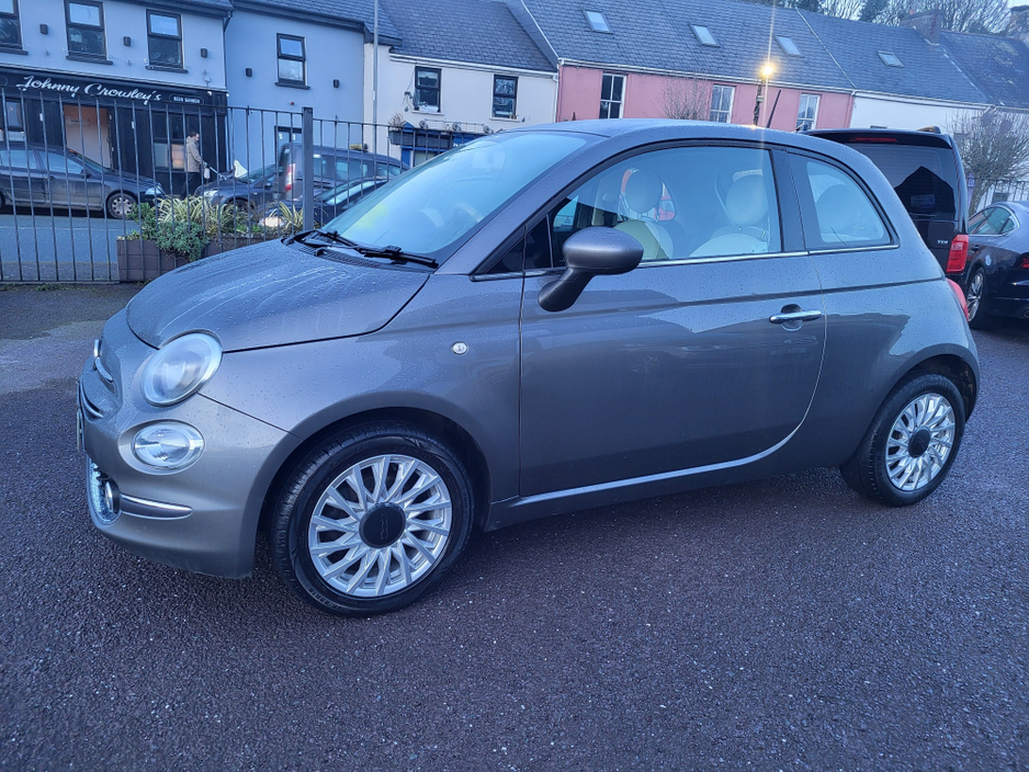 2019 Fiat 500 - image 9