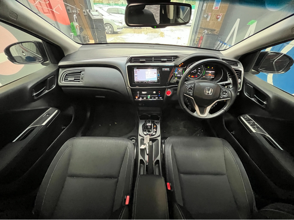 2019 Honda Grace - image 16