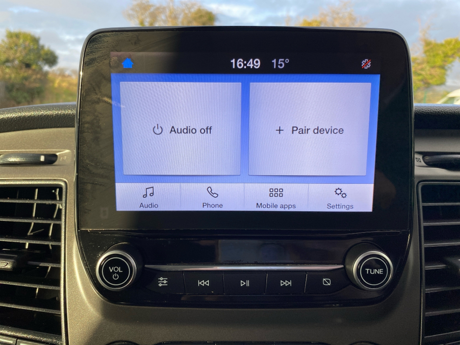 2022 Ford Transit - image 20