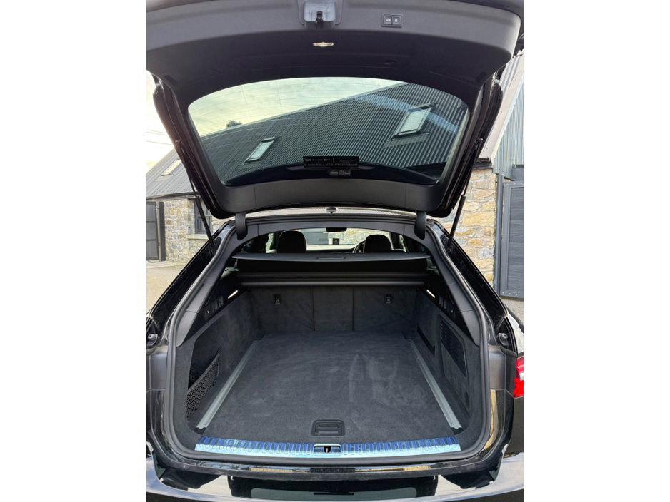 2021 Audi A6 - image 21