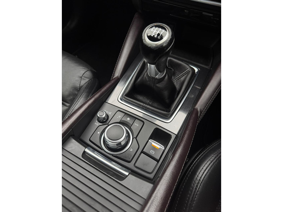 2016 Mazda Mazda6 2.2 D SKYACTIV-D SPORT NAV 4DR €9,800