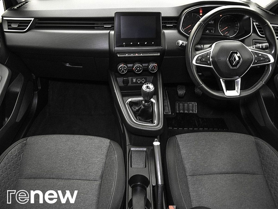 2022 Renault Clio - image 2