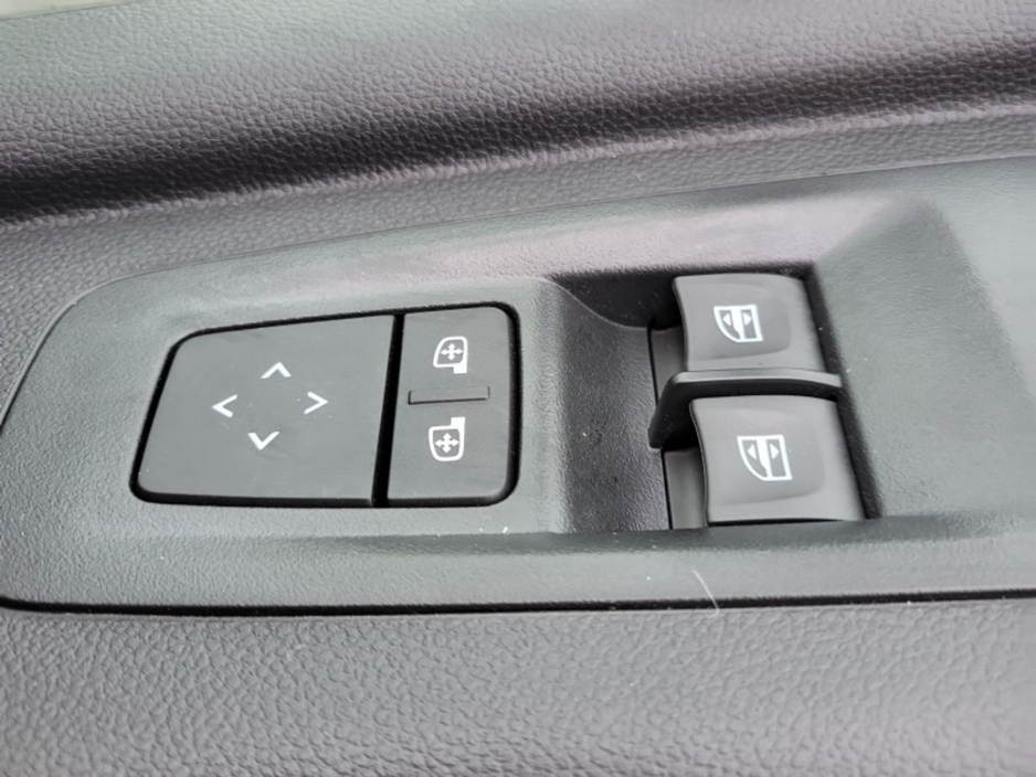 2026 Renault Master - image 4