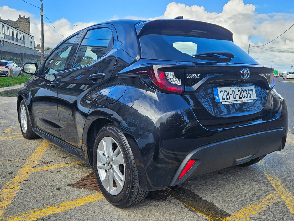 2022 Toyota Yaris ** DEPOSIT TAKEN ** HYBRID LUNA AUTO 4DR €16,950