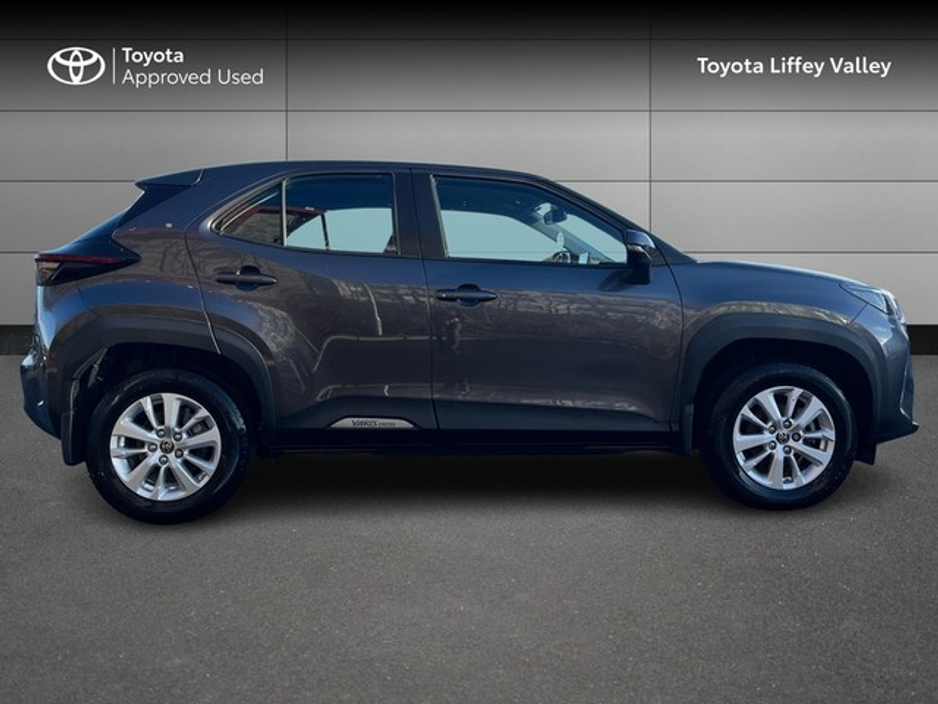 2022 Toyota Yaris Cross CR CROSS LUNA 4DR AUTO €24,950
